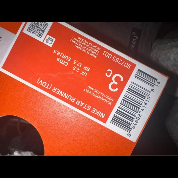 Toddler Nike trainers - Picture 4 of 4